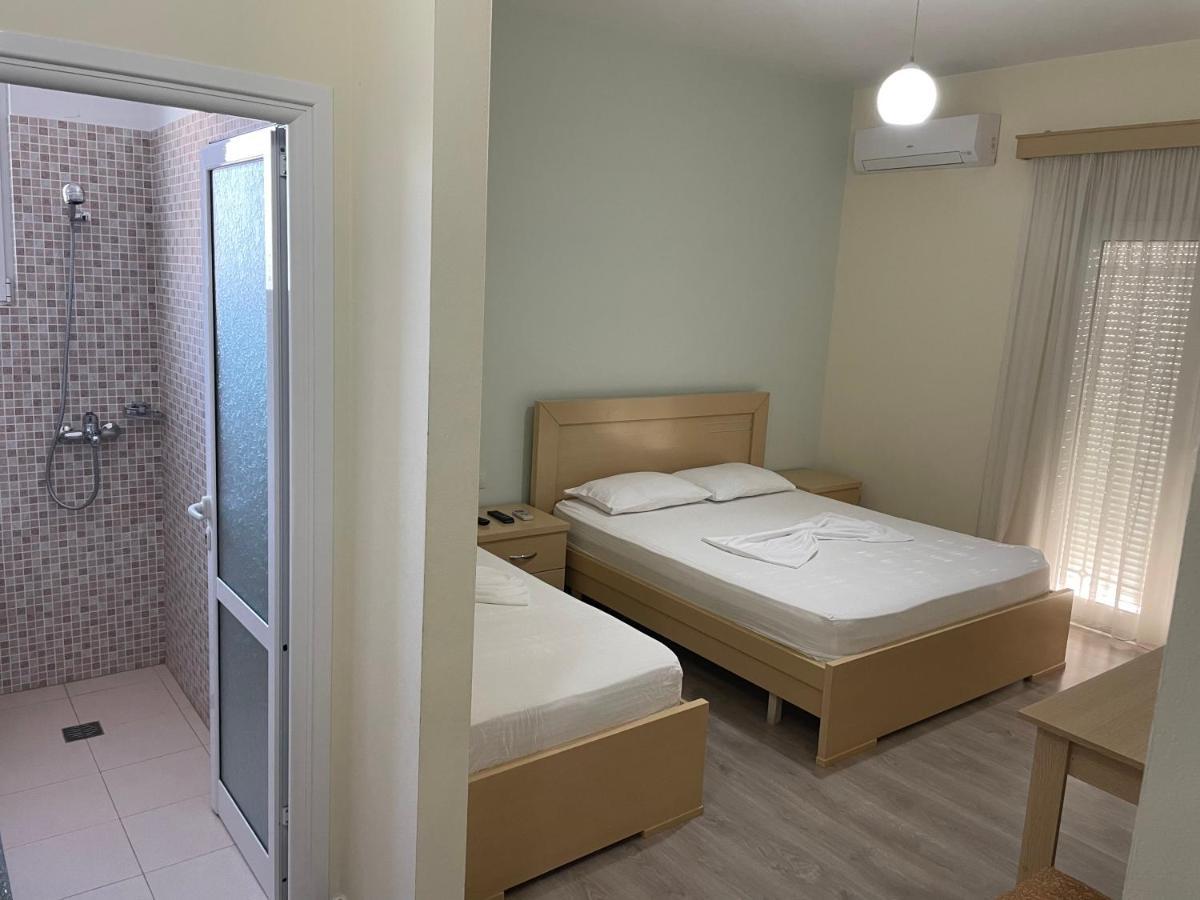 Rent Rooms Kapri Pogradec Exterior photo
