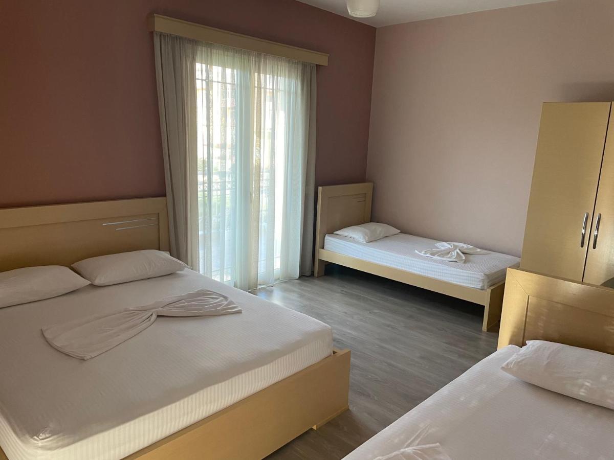 Rent Rooms Kapri Pogradec Exterior photo