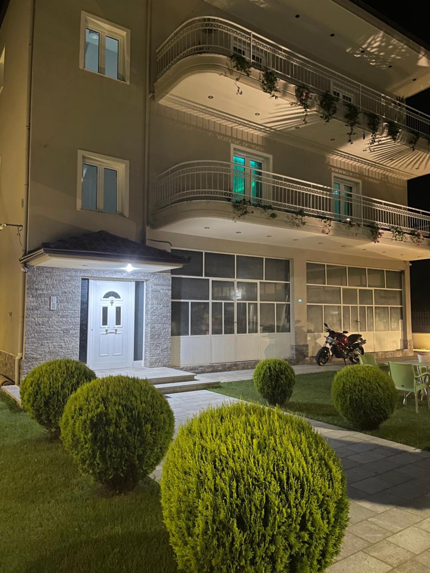 Rent Rooms Kapri Pogradec Exterior photo