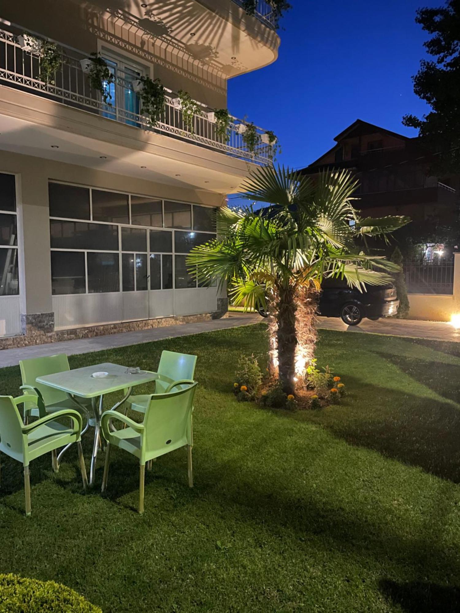 Rent Rooms Kapri Pogradec Exterior photo