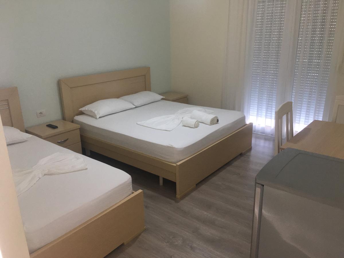 Rent Rooms Kapri Pogradec Exterior photo
