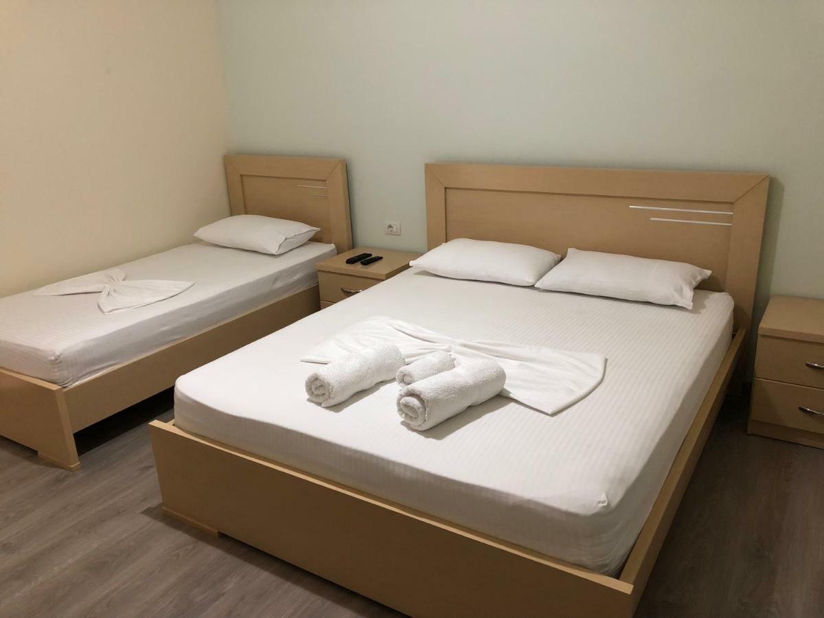 Rent Rooms Kapri Pogradec Exterior photo